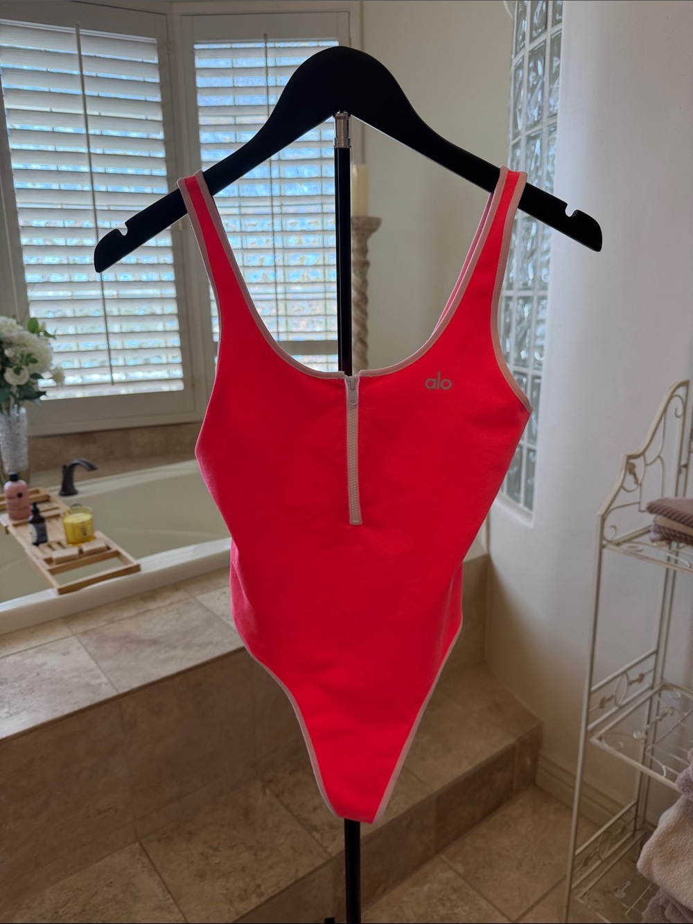 ALO Yoga Neon Pink Zip-Front Bodysuit , new without tags never worn